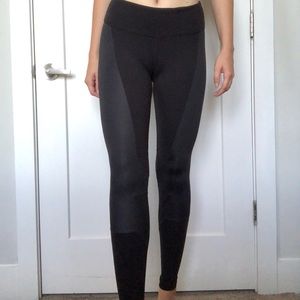 Alo Yoga Leggings